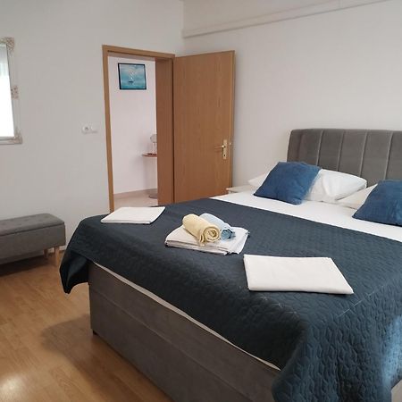 Family Friendly Apartments With A Swimming Pool Supetarska Draga - Donja, Rab - 2019 Kültér fotó