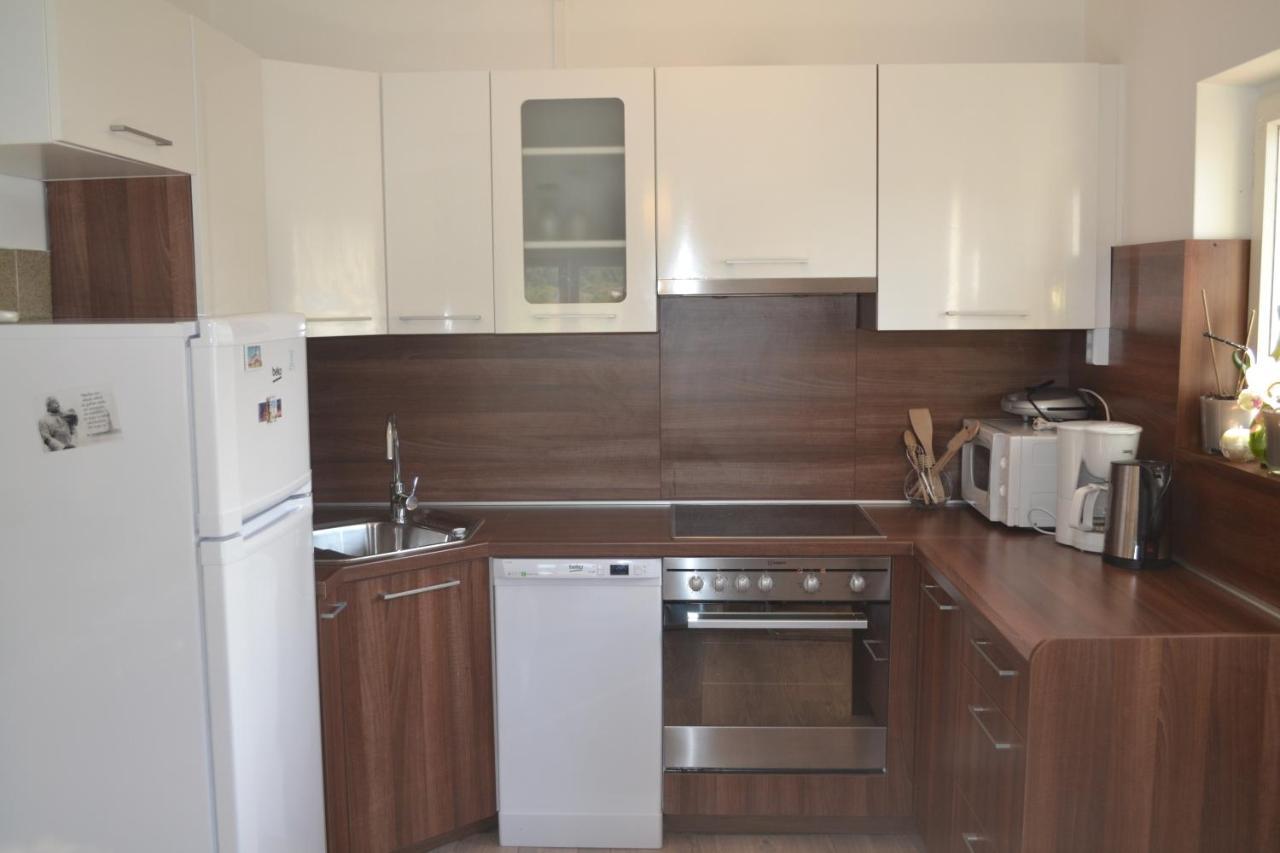 Family Friendly Apartments With A Swimming Pool Supetarska Draga - Donja, Rab - 2019 Kültér fotó