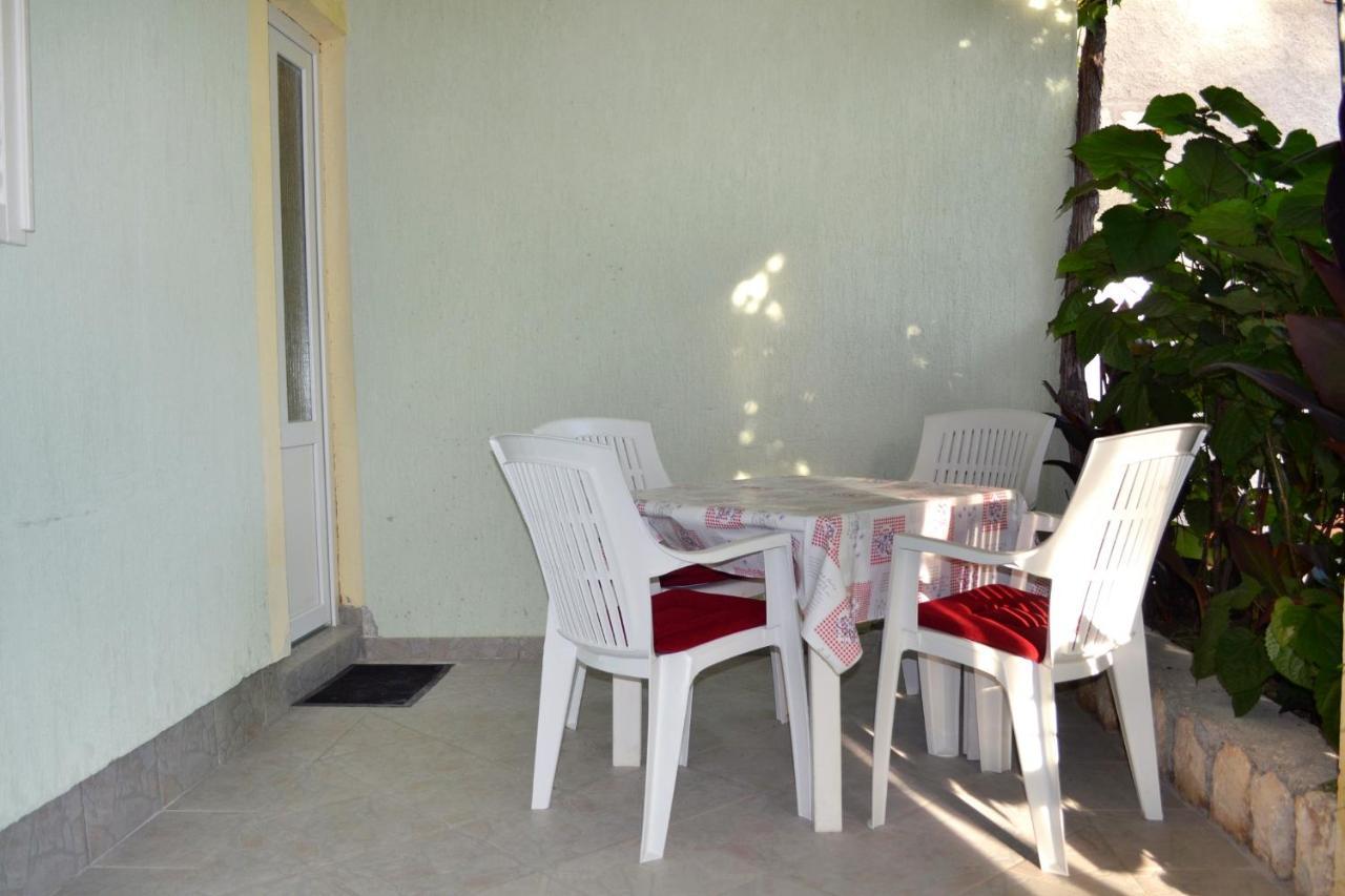 Family Friendly Apartments With A Swimming Pool Supetarska Draga - Donja, Rab - 2019 Kültér fotó