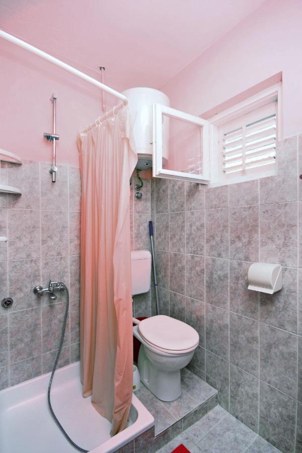Family Friendly Apartments With A Swimming Pool Supetarska Draga - Donja, Rab - 2019 Kültér fotó