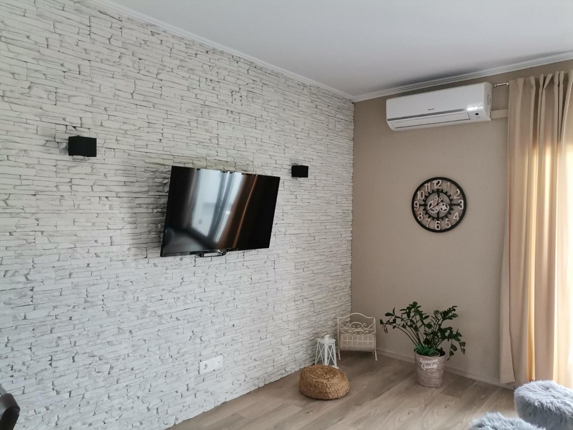 Family Friendly Apartments With A Swimming Pool Supetarska Draga - Donja, Rab - 2019 Szoba fotó
